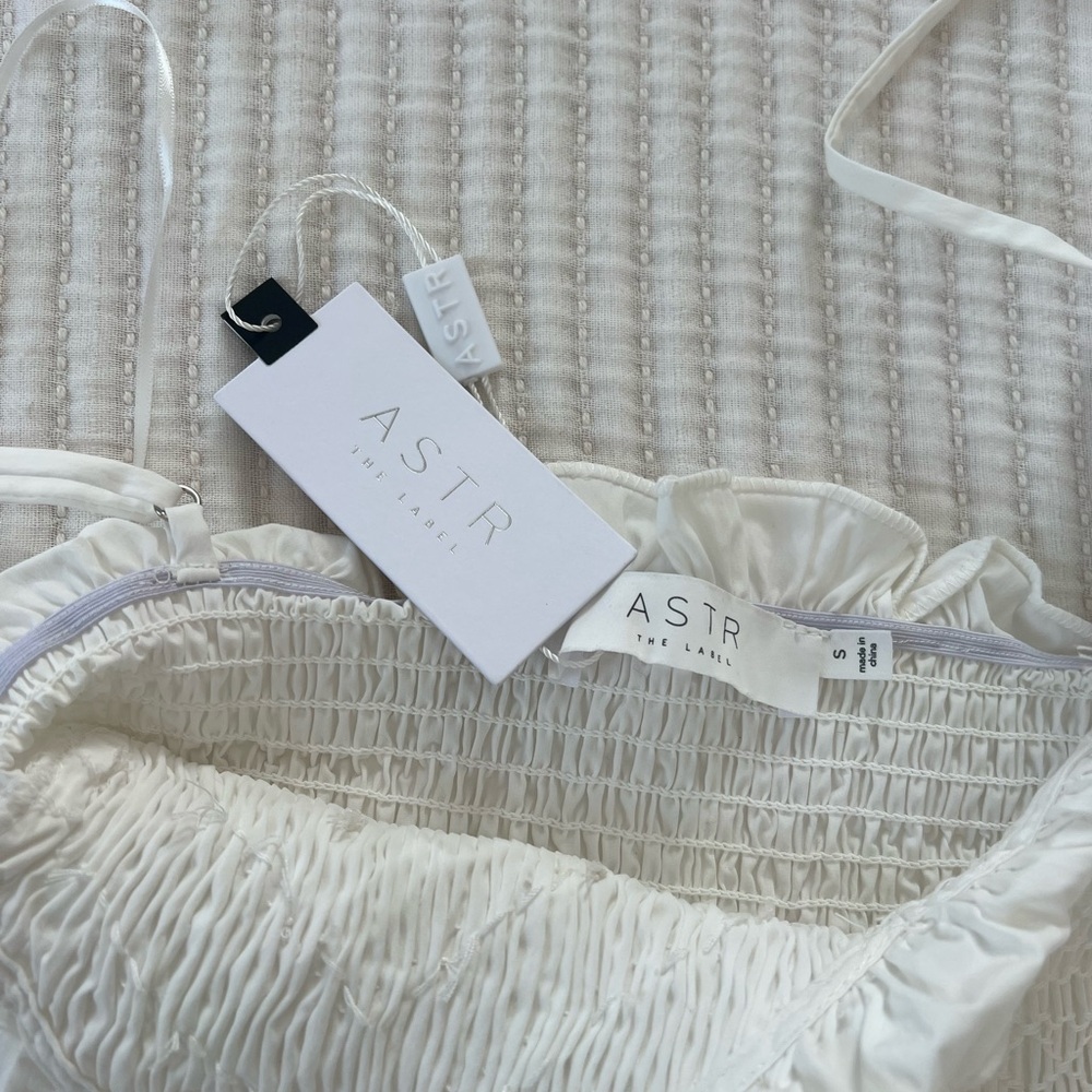 ASTR the label Seraphine Dress in White - Picture 5 of 6